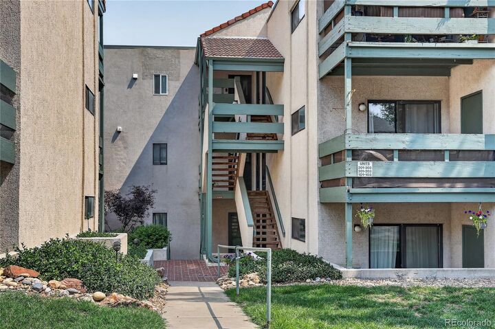 Property Photo: 7740 W 35th Avenue 302 CO 80033
