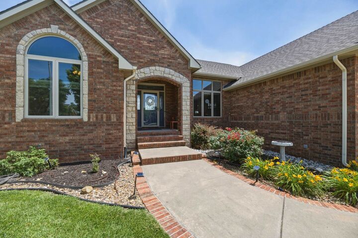 Property Photo: 2138 S Sierra Hills Circle KS 67230