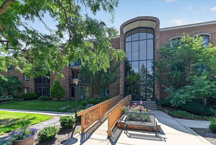 Property Photo:  325 S Yellowstone Drive 227  WI 53705 