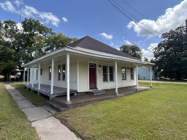 Property Photo: 590 Cora Lee TX 77659