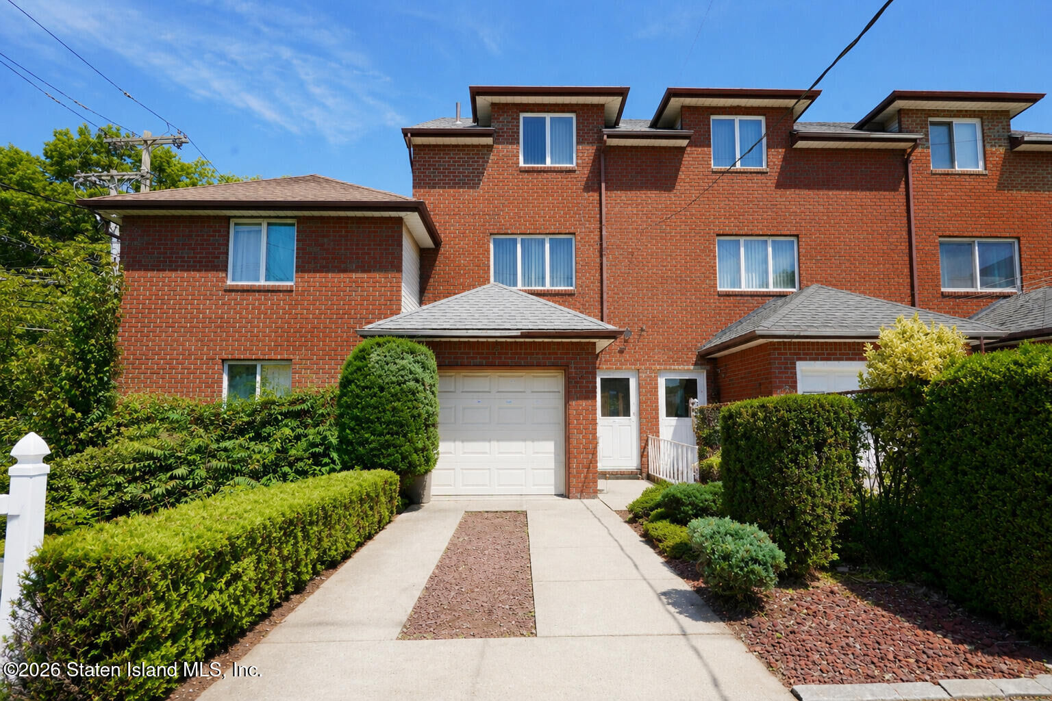 Property Photo:  151 Katan Avenue  NY 10308 
