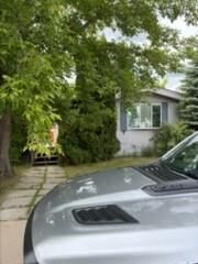 Property Photo:  123 Lochrie Crescent  SK S7M 5E3 