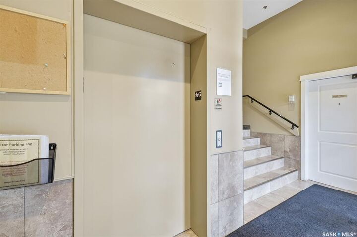 Property Photo:  702 Hart Road 202  SK S7M 4P4 