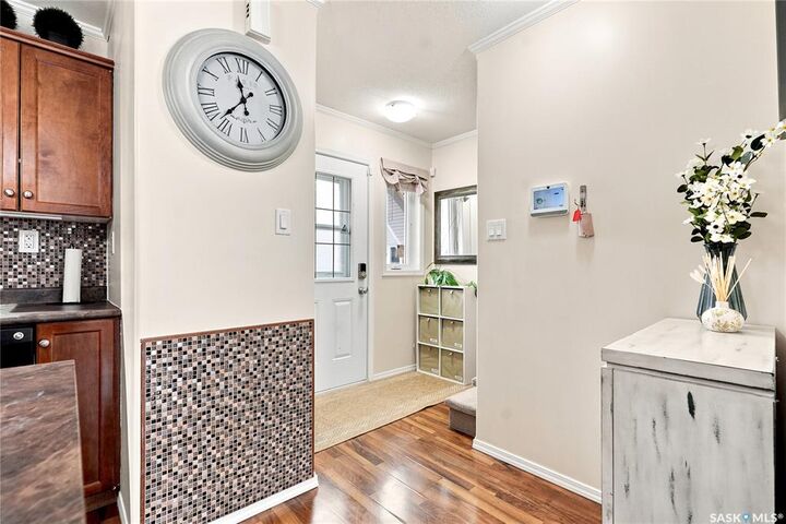 Property Photo: 715 Hart Road 1101 SK S7M 3Y9