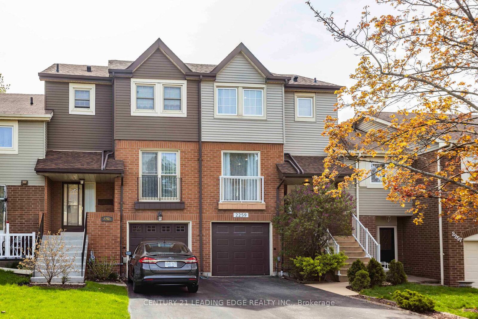Property Photo:  2259 Munn's Avenue  ON L6H 3M4 