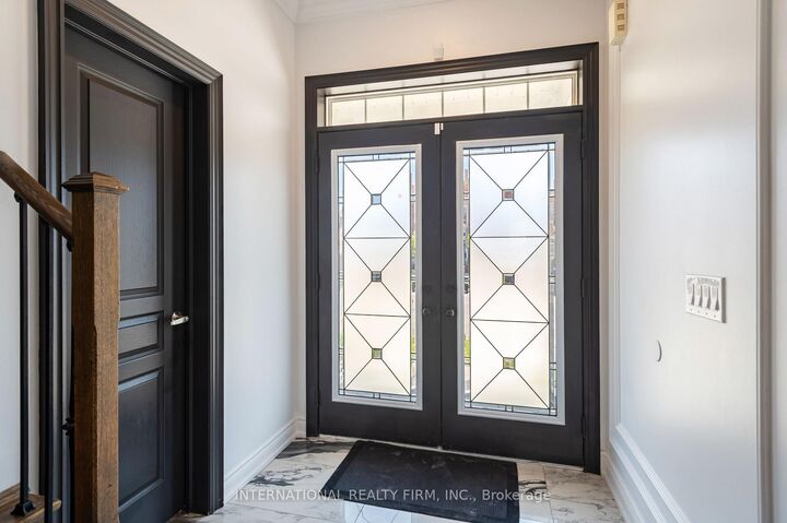 Property Photo: 233 Etheridge Avenue ON L9E 1H6