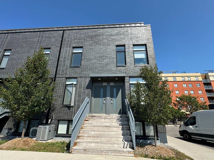 Property Photo:  1760 Simcoe Street N 95B  ON L1G 0C3 