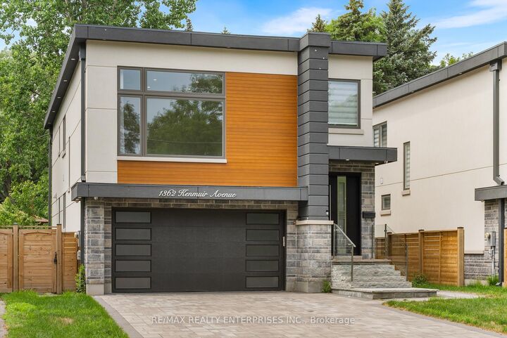 Property Photo: 1362 Kenmuir Avenue ON L5G 4B4
