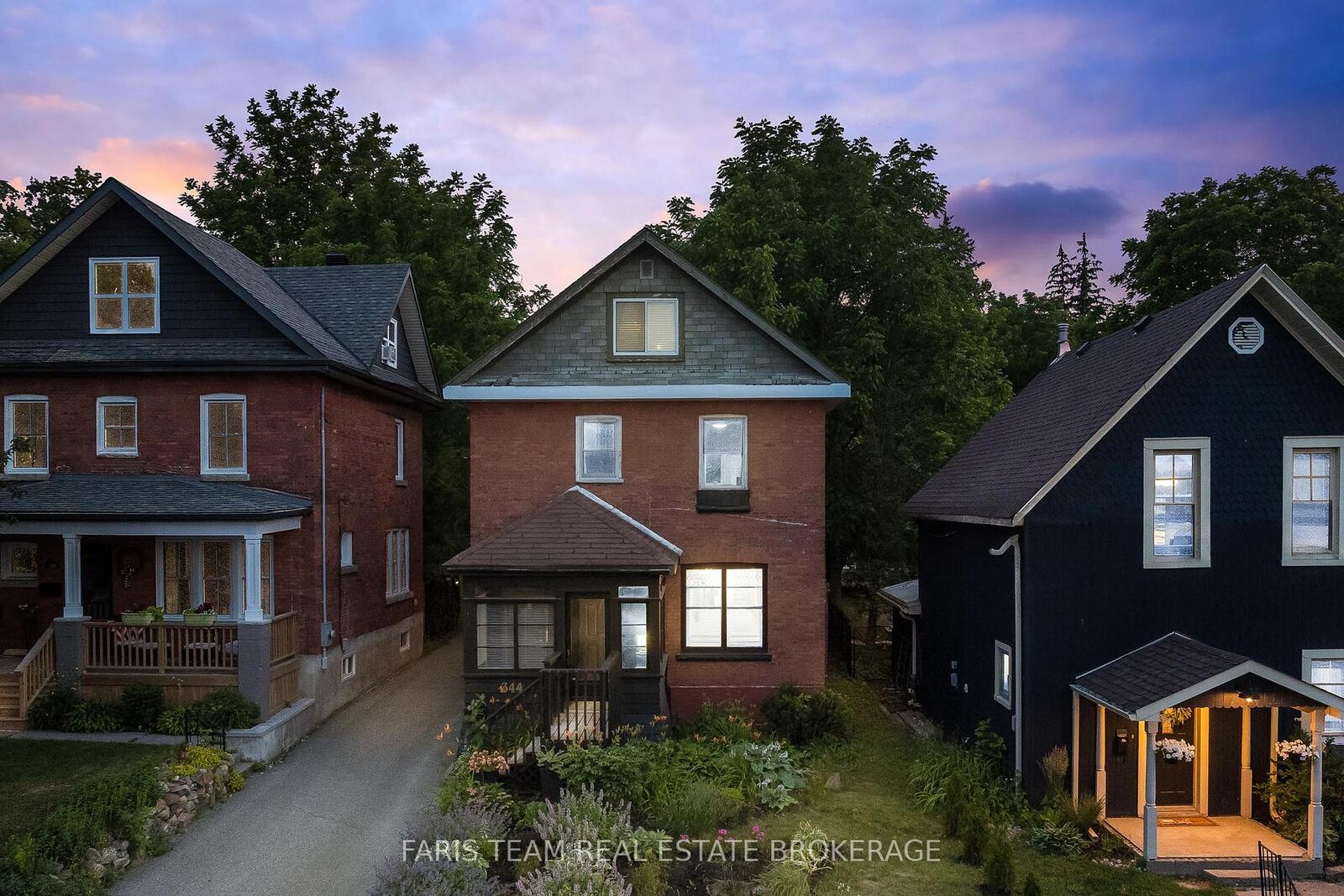Photo de la propriété:  344 First Street  ON L4R 3P2 