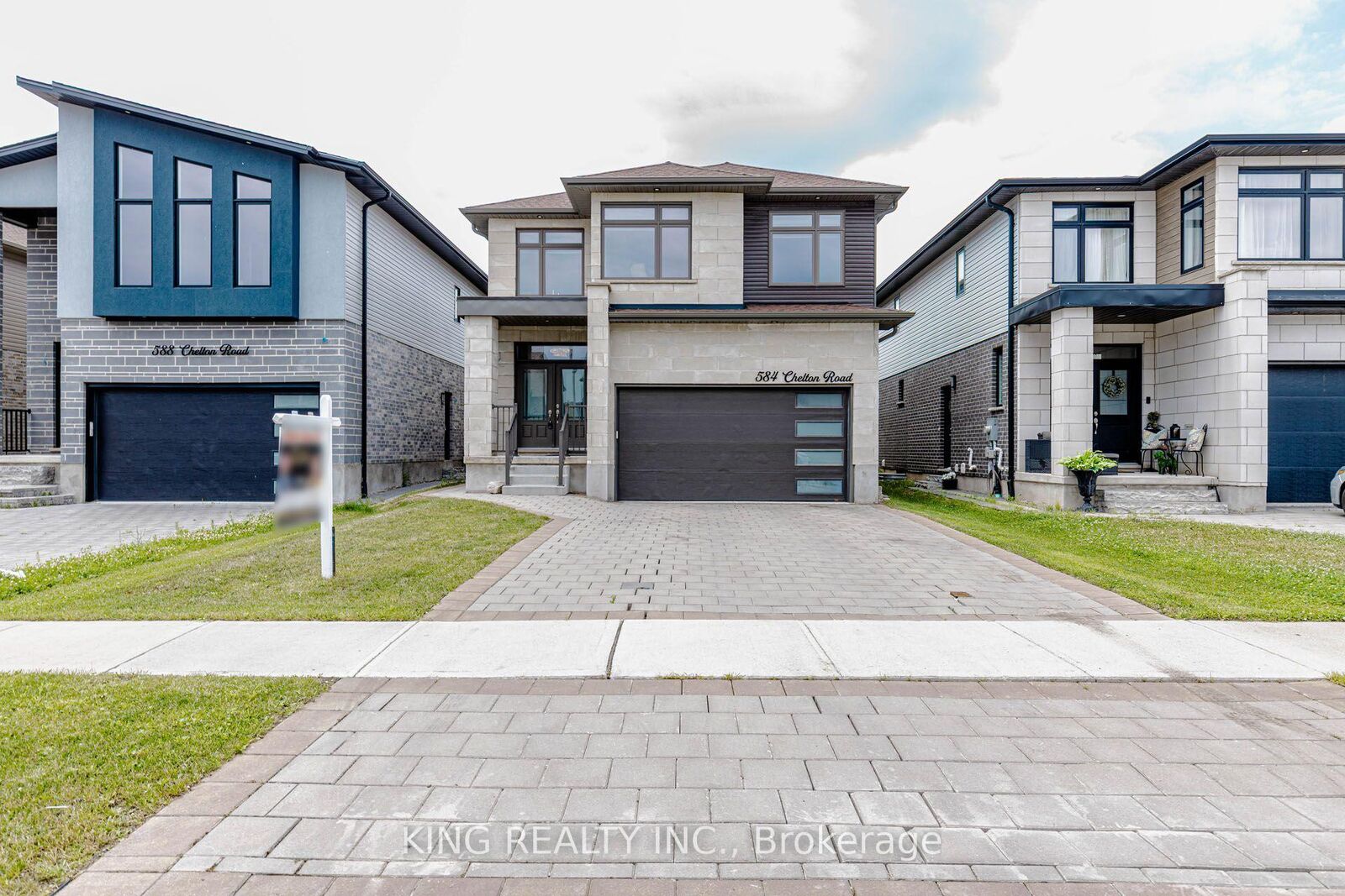 Property Photo: 584 Chelton Road ON N6M 0H7