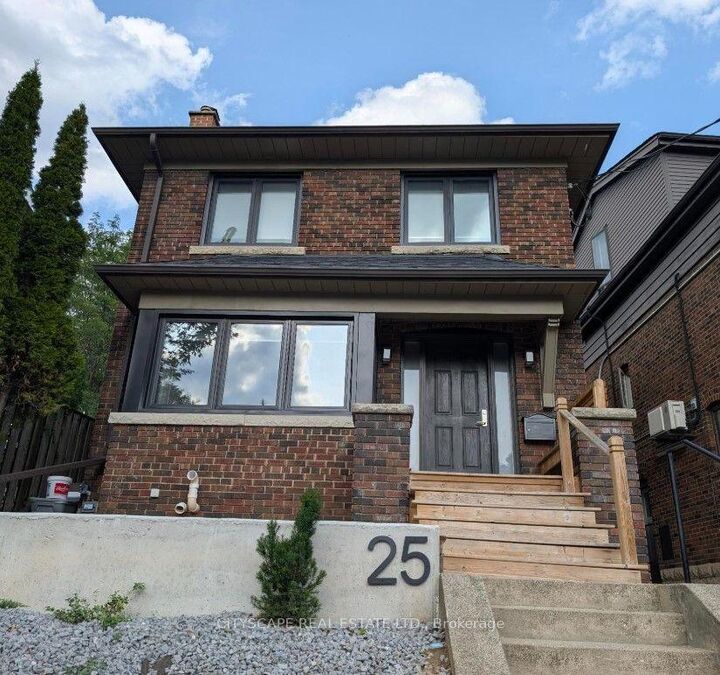 25 Oswald Crescent — photo 1