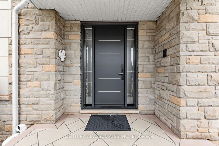 Property Photo: 29 Black Diamond Crescent ON L6X 1A2