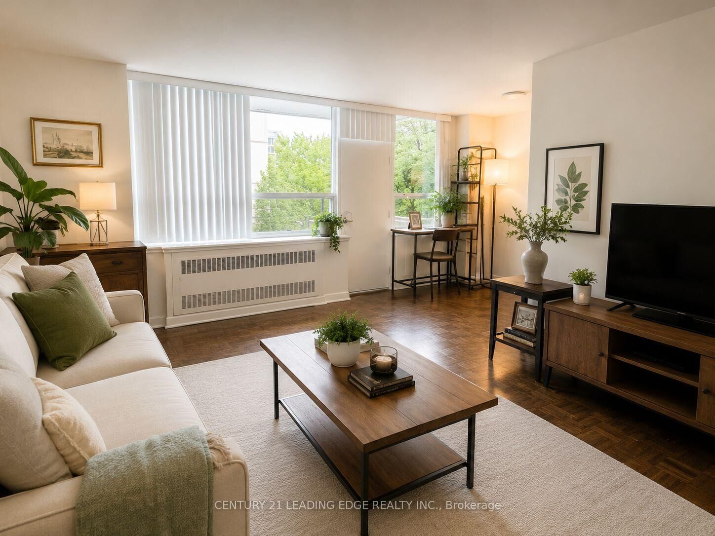 Property Photo:  103 Avenue Road 606  ON M5R 2G9 