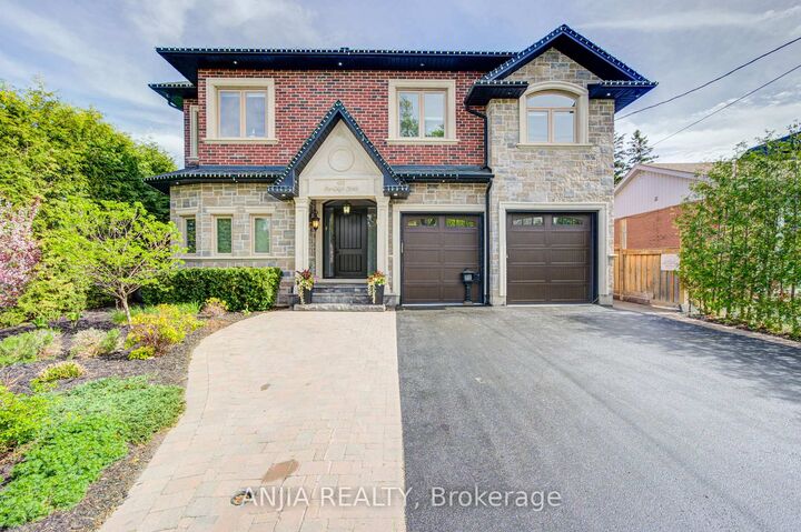 452 Fernleigh Circle S — photo 1