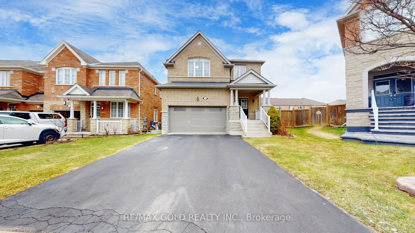 Property Photo: 18 Kawana Road ON L6Y 0W2