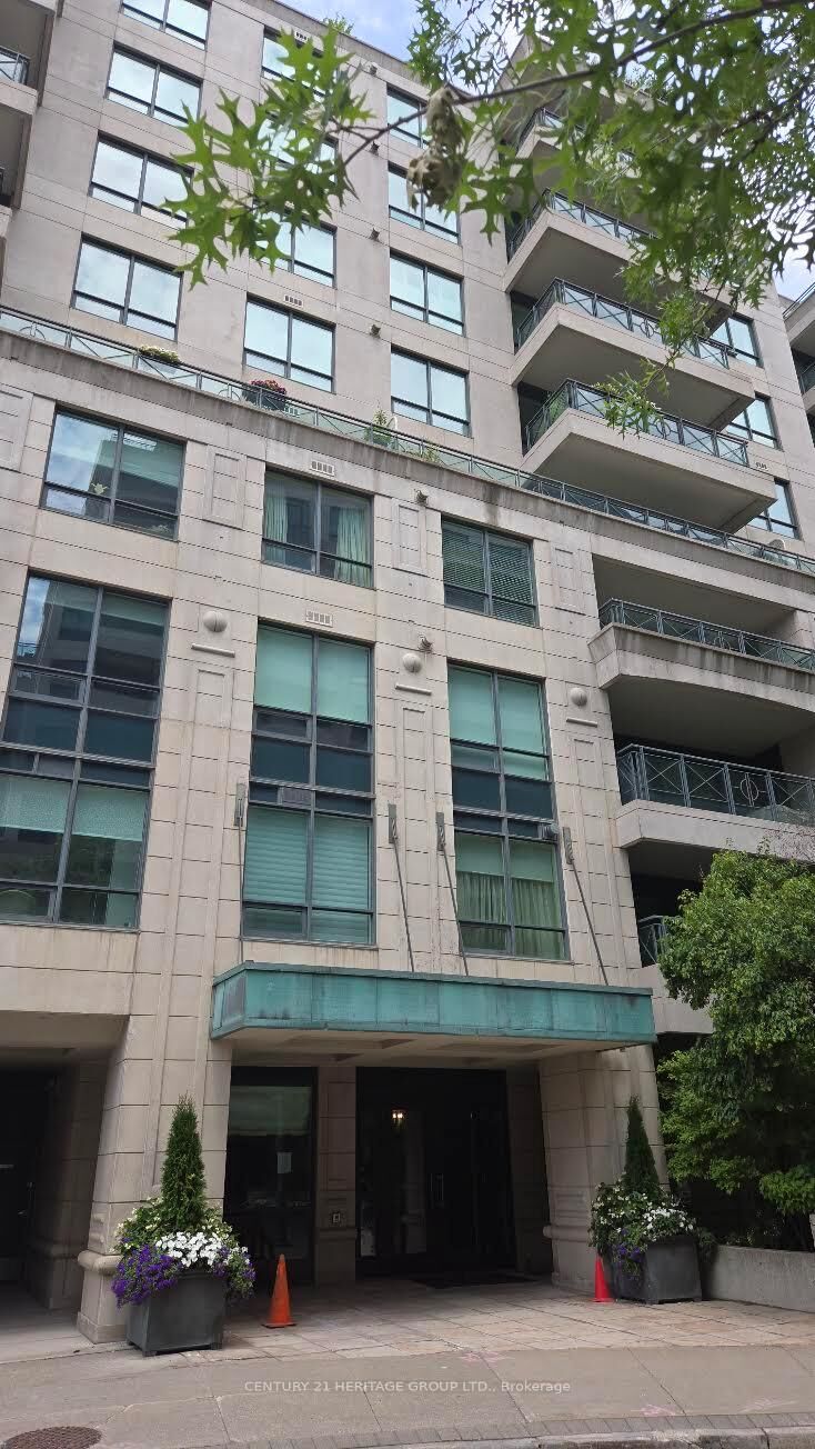 Property Photo:  20 Scrivener Square 312  ON M4W 3X9 
