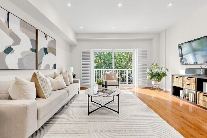 Property Photo:  23 Observatory Lane 238  ON L4C 0M7 