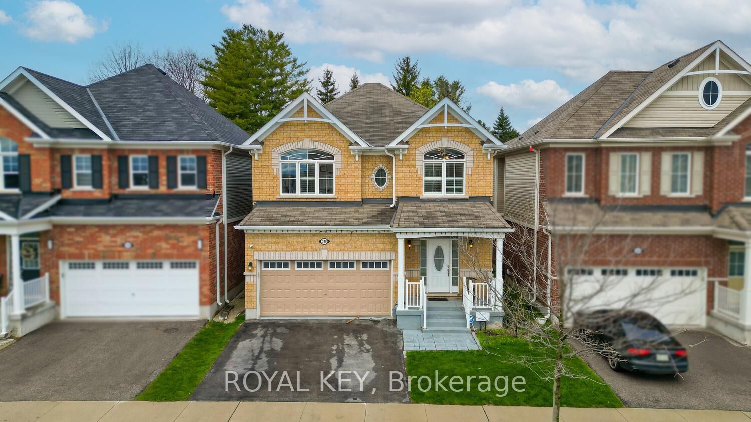 Property Photo: 348 Equestrian Way ON N3E 0C1