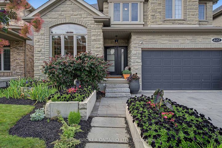 Property Photo: 422 Rideau River Street ON N2V 2Y4