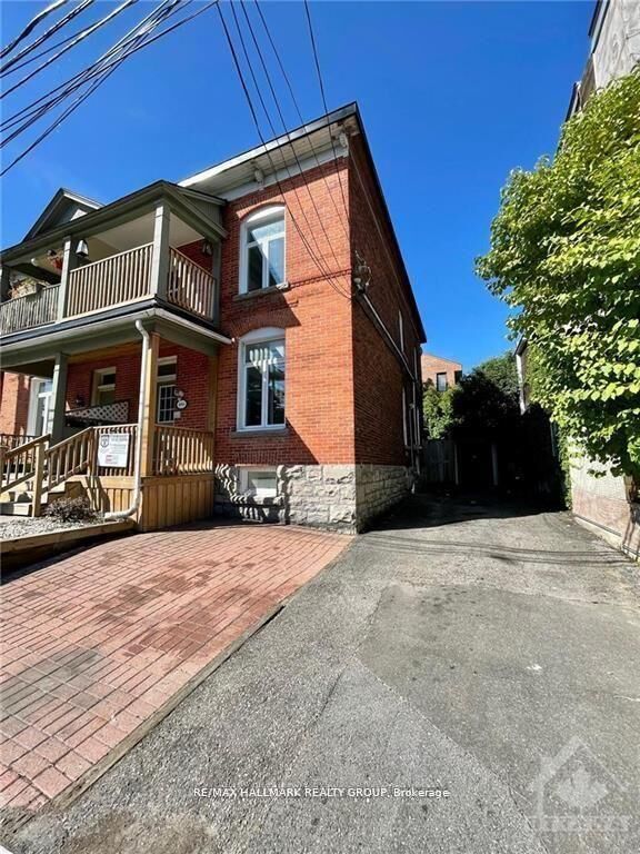 Property Photo:  466 O'Connor Street 1B  ON K1S 3P4 