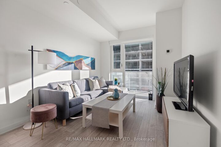 Property Photo: 100 Dalhousie Street 4312 ON M5B 0C7
