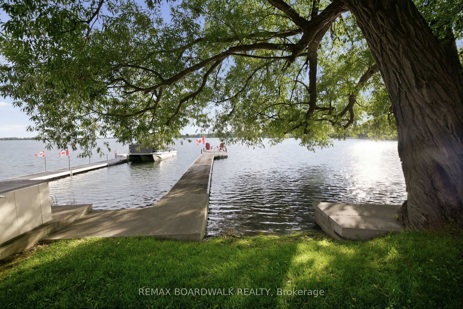 Property Photo: 130 Bay Lane ON K0E 1E0