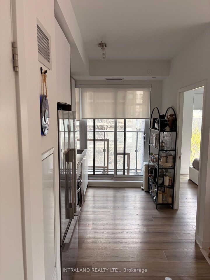 Property Photo: 543 Richmond Street W 313 ON M5V 1Y6