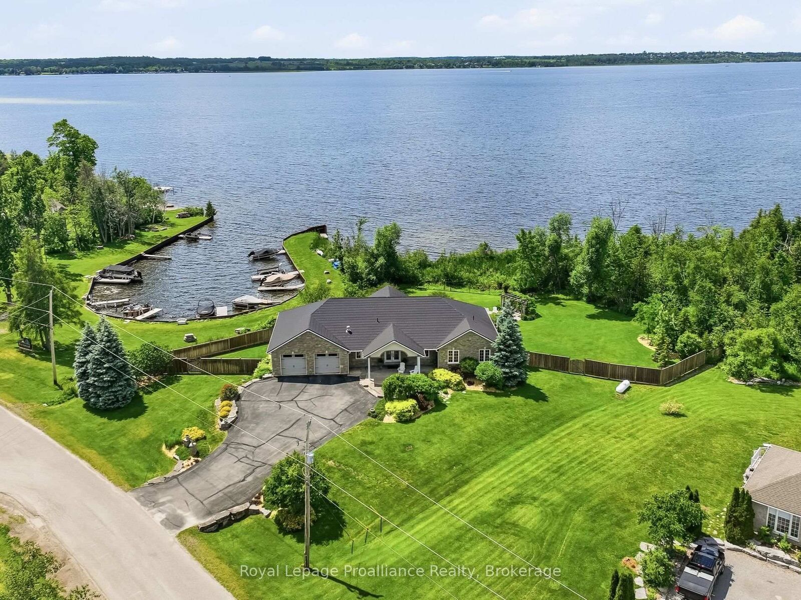 Property Photo: 1674 Morris Avenue ON K0L 1T0