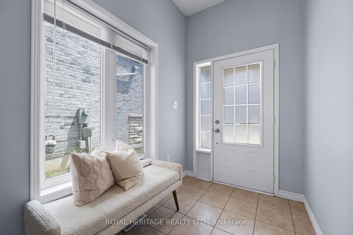 Property Photo:  497 Rossland Road E  ON L1Z 0K8 
