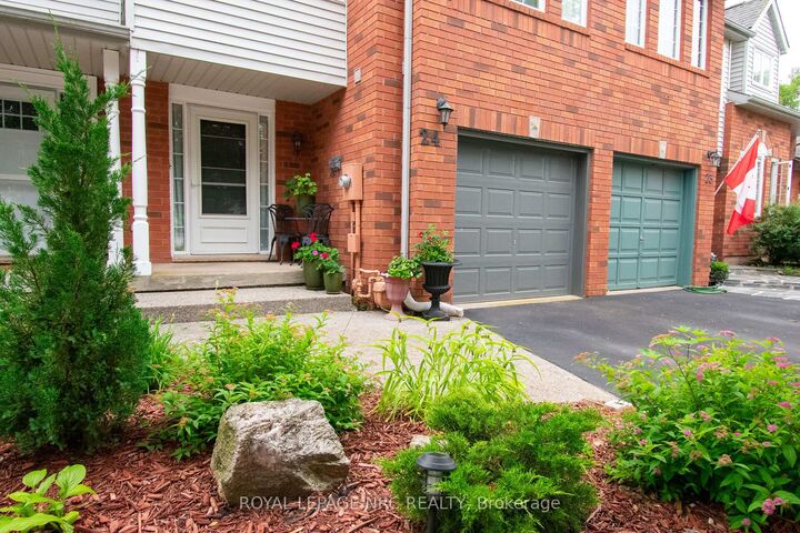 Property Photo:  24 Walker Court  ON L3M 5J5 