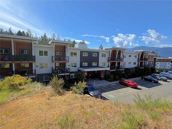 Property Photo: 4820 Cedar Ridge Pl #209 BC V9T 0M7
