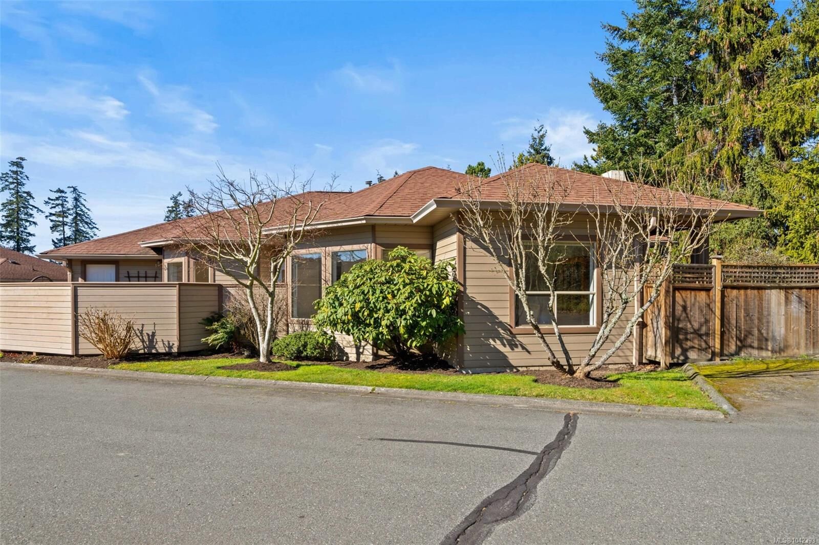 Property Photo: 4515 Pipeline Rd #601 BC V8Z 5M3