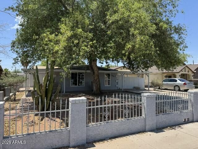 Property Photo: 3533 W McKinley Street AZ 85009