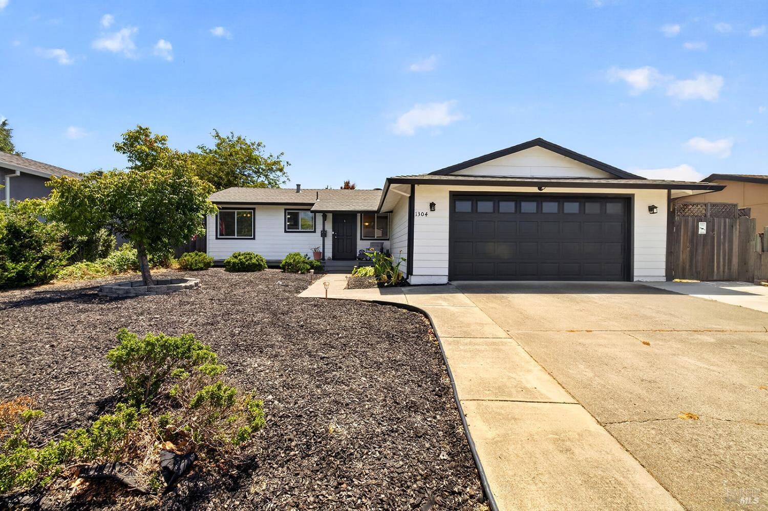 Property Photo: 1304 San Jose Way CA 94954