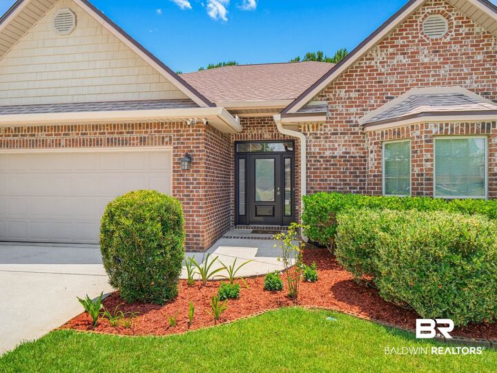 Property Photo:  742 Cheswick Avenue  AL 36532 