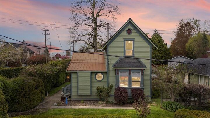 Property Photo: 4358 Wright Street BC V2S 7Y8