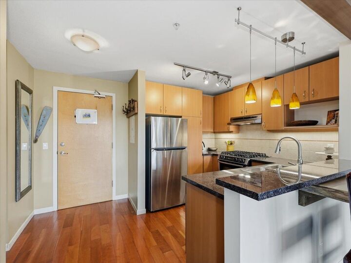 Property Photo: 580 Raven Woods Drive 417 BC V7G 2T2
