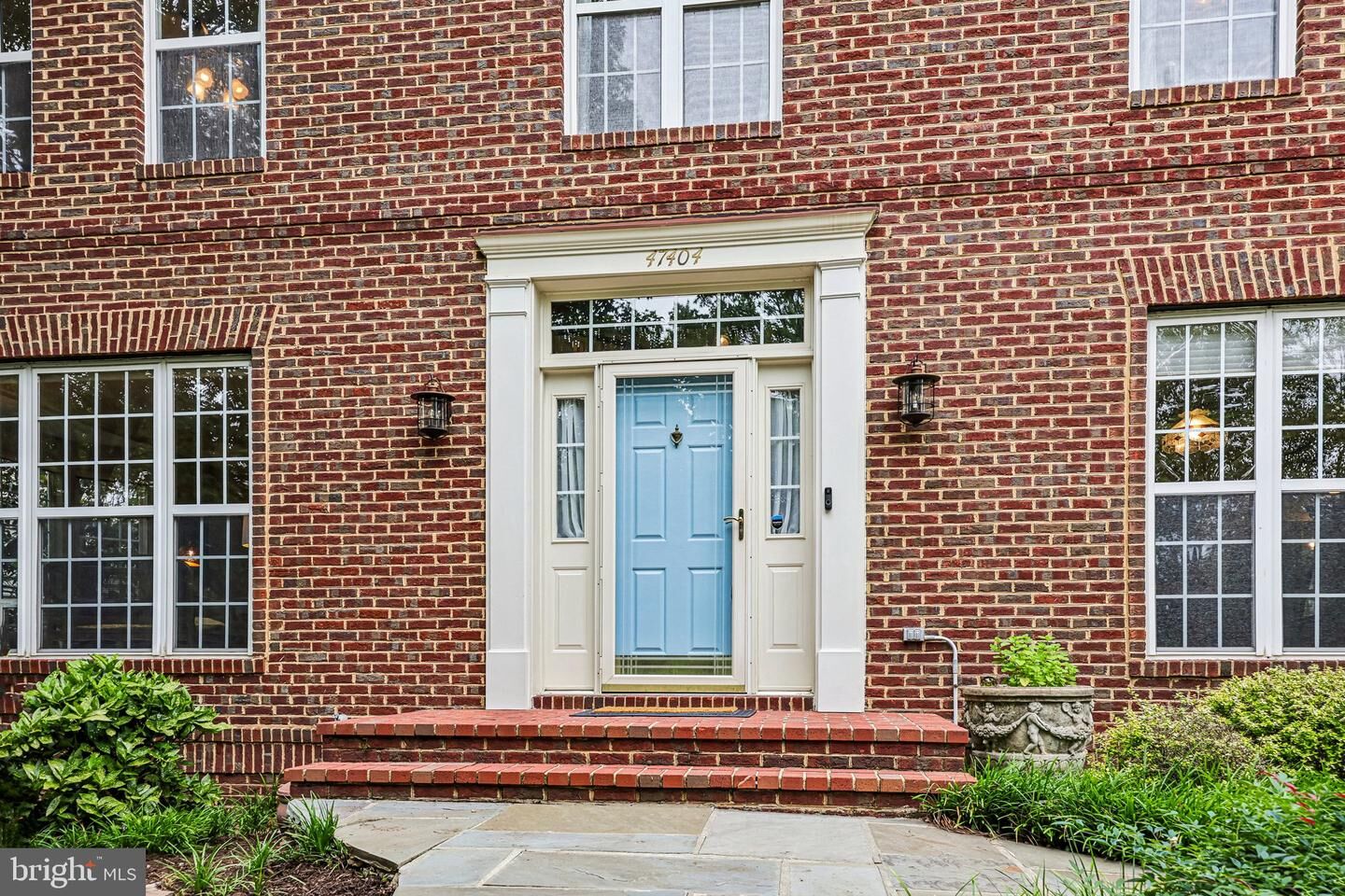 Property Photo:  47404 Middle Bluff Place  VA 20165 