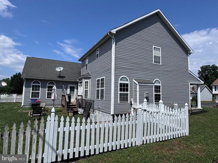 Property Photo: 13 Wren Street N WV 25405