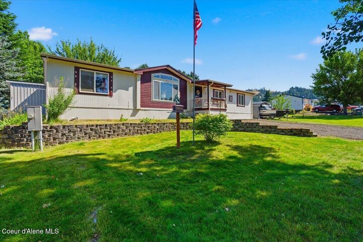 Property Photo:  62 Sunny Rd  ID 83861 