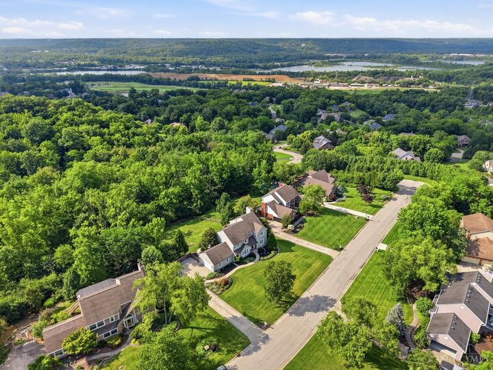 Property Photo: 3135 Williams Creek Drive OH 45244