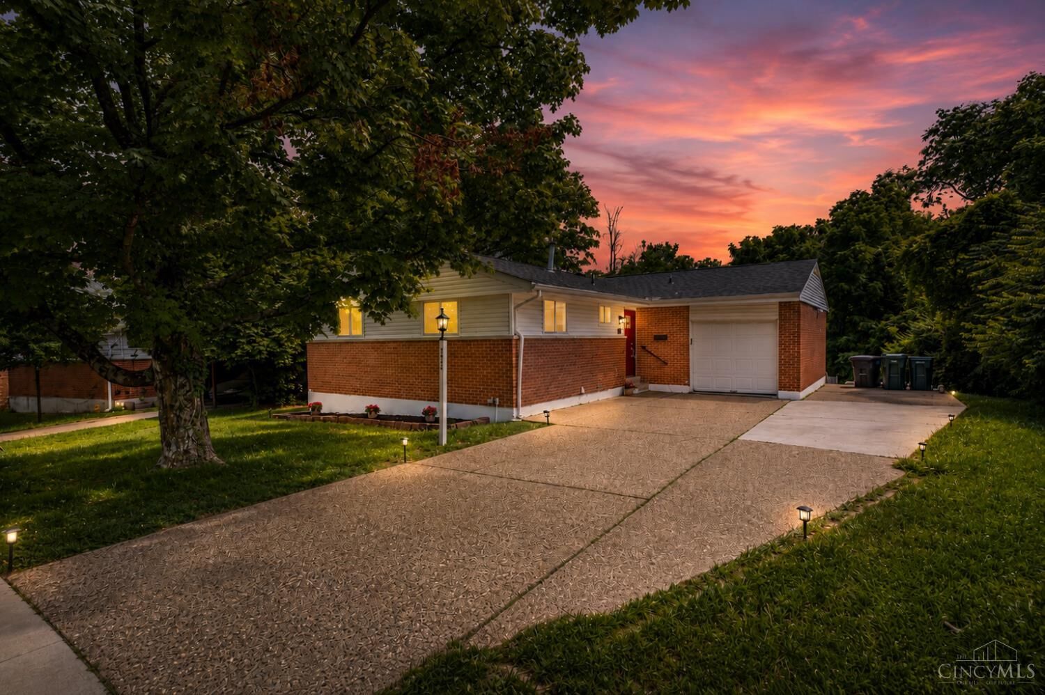 Property Photo:  3449 Anaconda Drive  OH 45211 