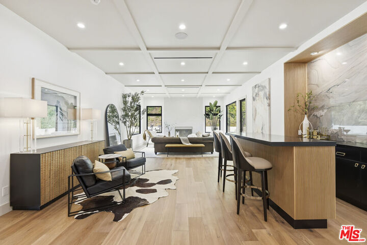 Property Photo:  3218 Fond Dr  CA 91436 