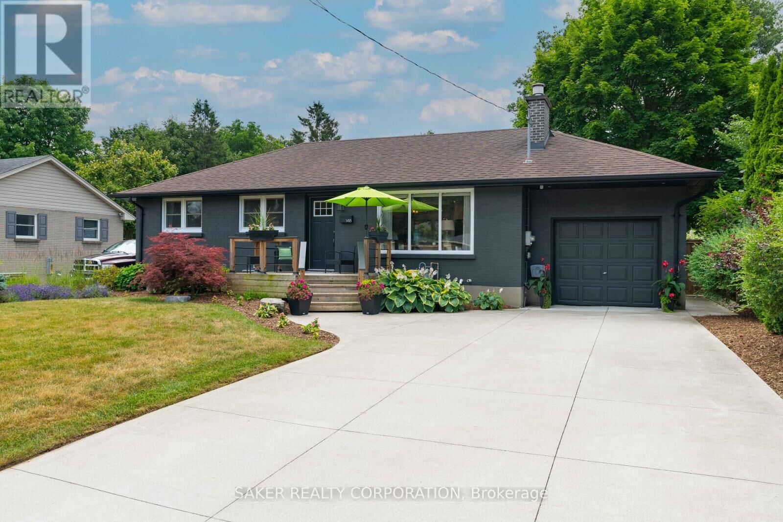 Property Photo:  1418 Helena Montague Avenue  ON N6K 1Z2 