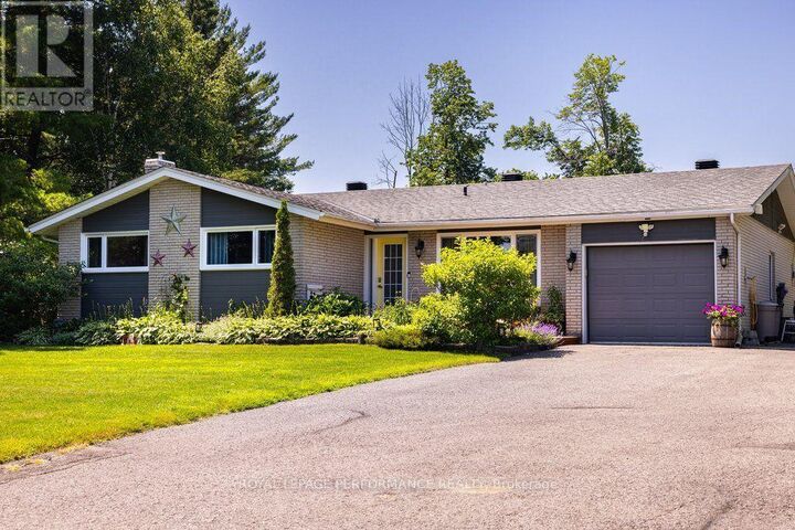 Property Photo:  81 Front Road  ON K0B 1K0 