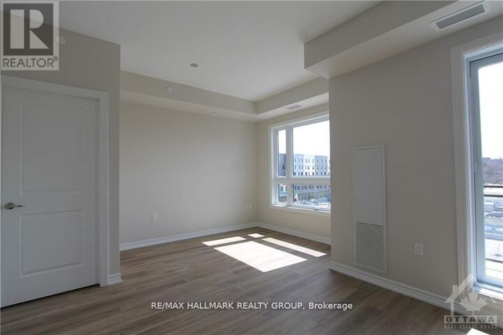 Property Photo: 1350 Hemlock Road 412 ON K1K 5C2