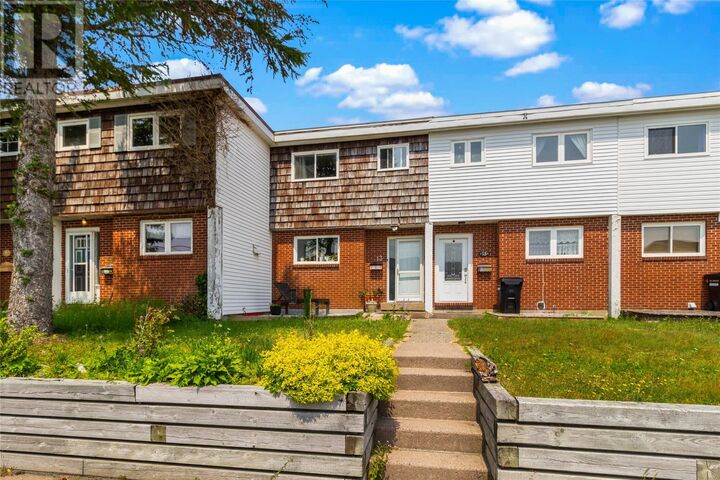 Property Photo:  13 Cumberland Crescent  NL A1B 3M4 