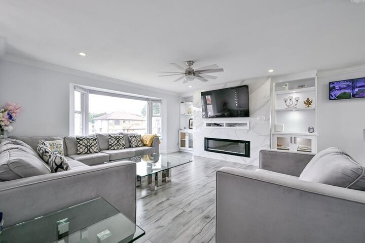 Property Photo: 32632 Haida Drive BC V2T 4Z5