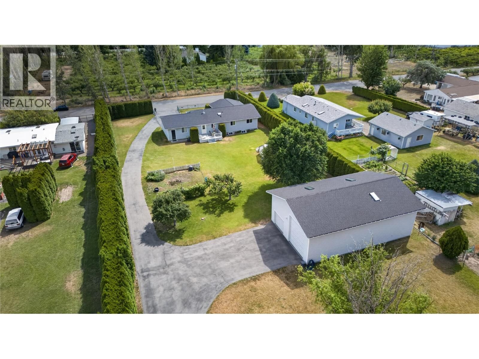 Property Photo: 3006 Orchard Drive BC V0X 1N1