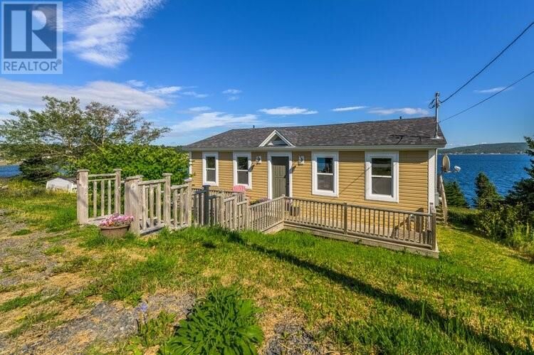 Property Photo:  21 Front Road  NL A0B 1P0 